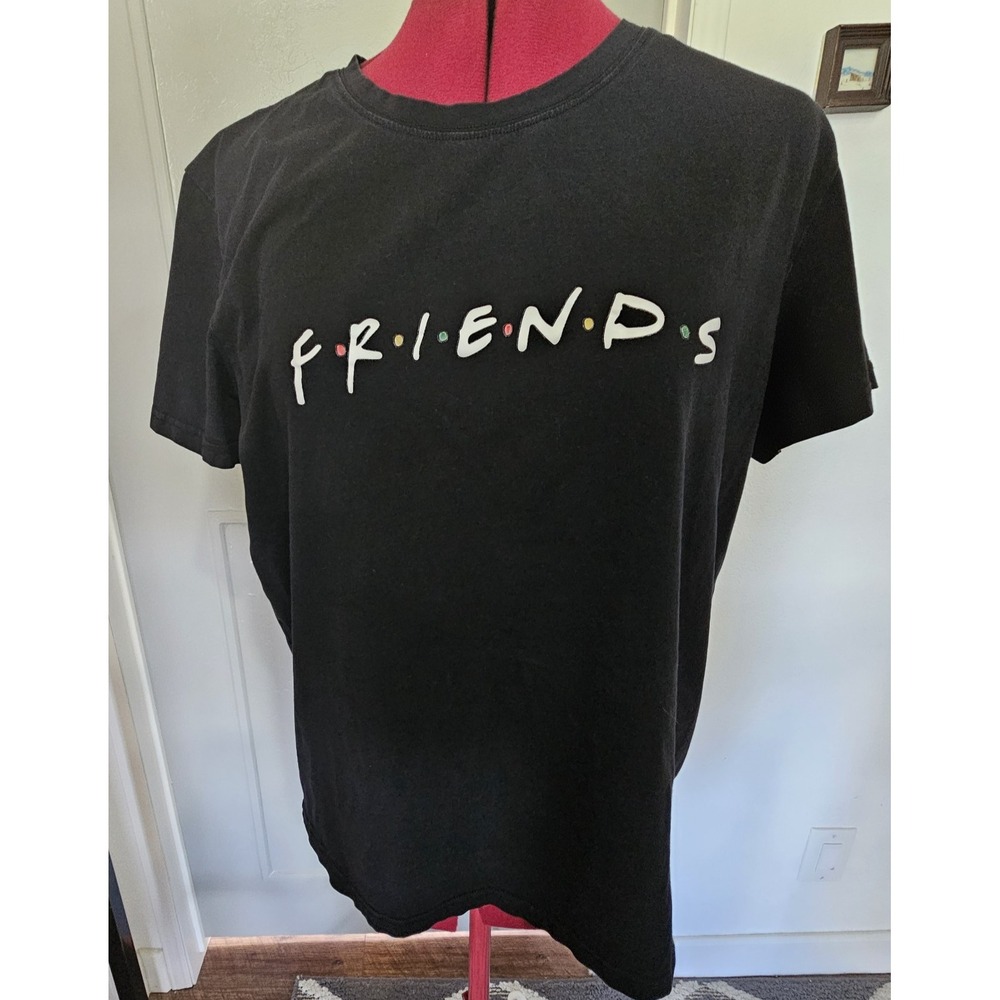 Friends TV Show F.R.I.E.N.D.S Logo Black Tee XXL
